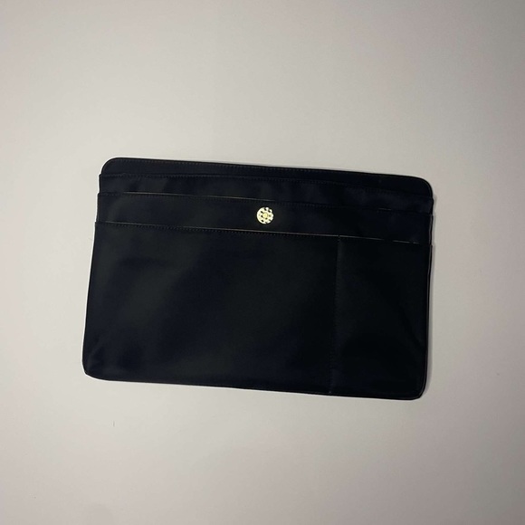 La Mansio olive green shoulder bag/backpack/versatile NWT - Picture 12 of 16